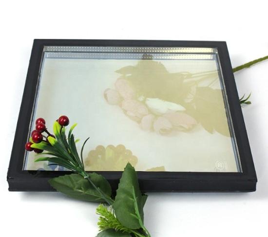 Vacuum Insulated Glass